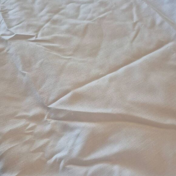 Fabric, White Cotton/Poly Batiste 45" x 3 yds - Picture 1 of 4